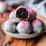 easy easter oreo truffles with white chocolate and sprinkles on top